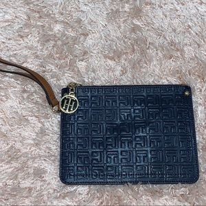 tommy hilfiger wristlet